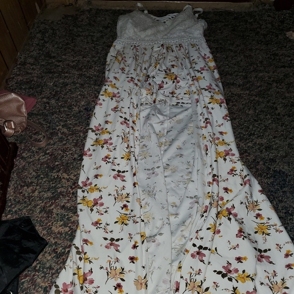 Rompers - Picture 3 of 4